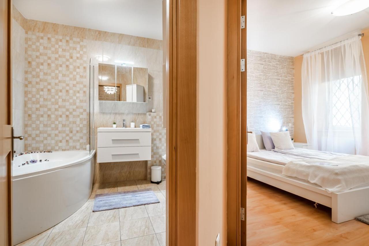 Central Premier Apartment 布达佩斯 外观 照片